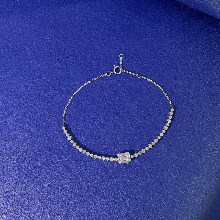 Lắc Tay Nữ Kim Cương Tự Nhiên Baguette Round 18K BBDWHBG18K005