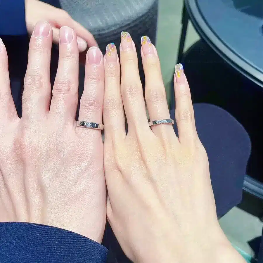 Nhẫn Cưới Kim Cương Tự Nhiên Toujours Signature Etoiles 18K WRBD008VCA