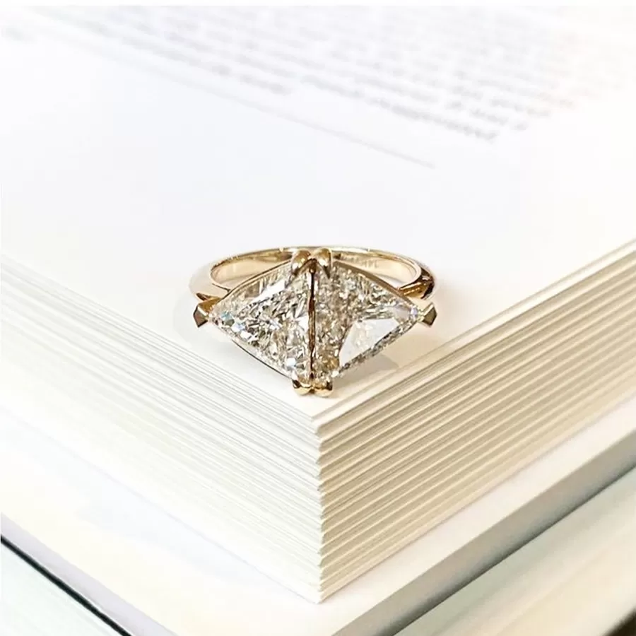 Nhẫn Kim Cương Toi Et Moi Double Trillion Close Band RBJTR011