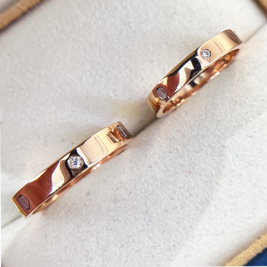 Nhẫn cưới kim cương tự nhiên Perfect Pieces 18K - WRBD-HK021