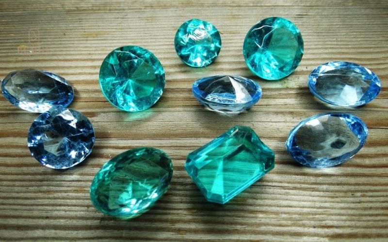 đá aquamarine hợp mệnh gì