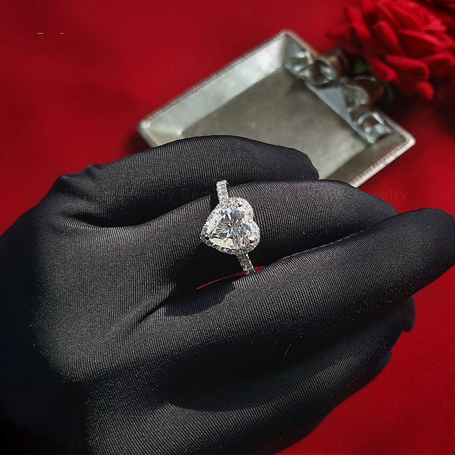 Nhẫn Cầu Hôn Sweet Heart Halo Pave