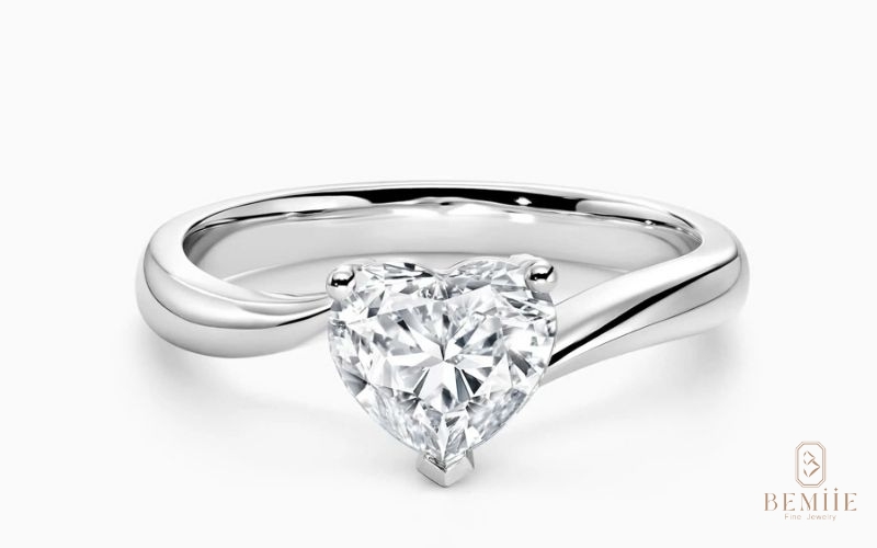 Biến khoảnh khắc cầu hôn thành vĩnh cửu với nhẫn cầu hôn tại Bemiie như lời tỏ tình hoàn hảo, đong đầy yêu thương