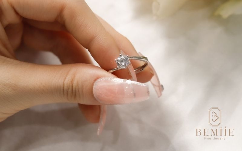 Nhẫn bạch kim không chỉ là trang sức mà còn khẳng định giá trị và phong cách