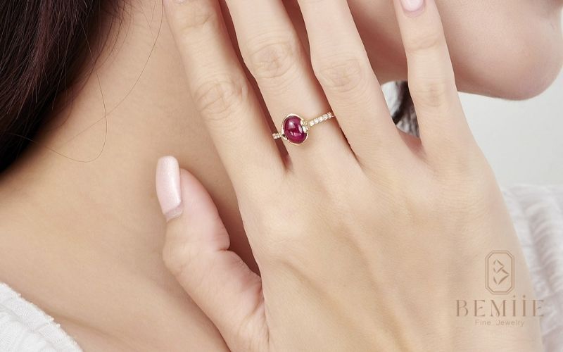 Nhẫn Ruby vàng 18K - lựa chọn yêu thích của các cô nàng quý phái