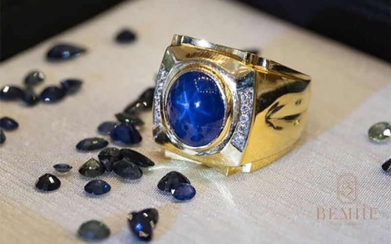 Nhẫn Ruby xanh toát lên vẻ đẹp thanh lịch và hiện đại