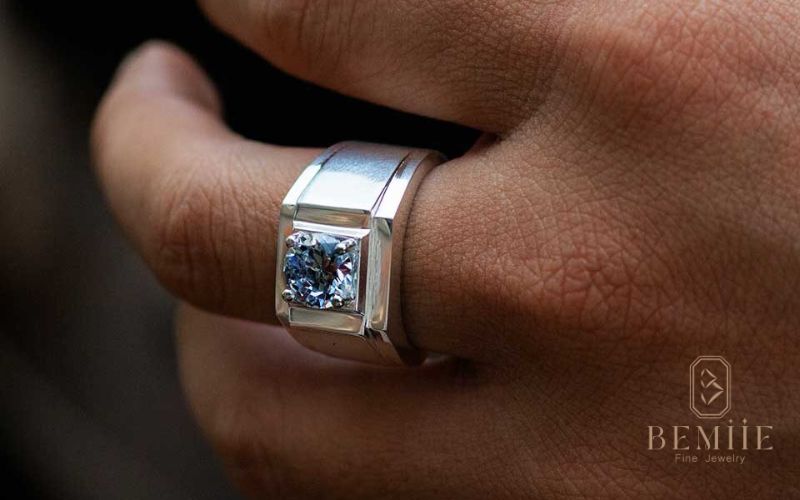 Nhẫn Moissanite nam - khẳng định bản lĩnh và phong cách của phái mạnh
